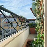 Apartment Lisbon, Renovated T2 Portas De Benfica *